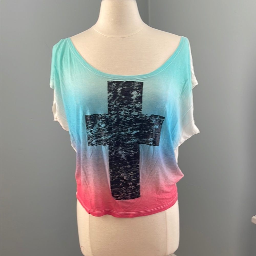 Blue Graphic Crop T-Shirt with Short Sleeves